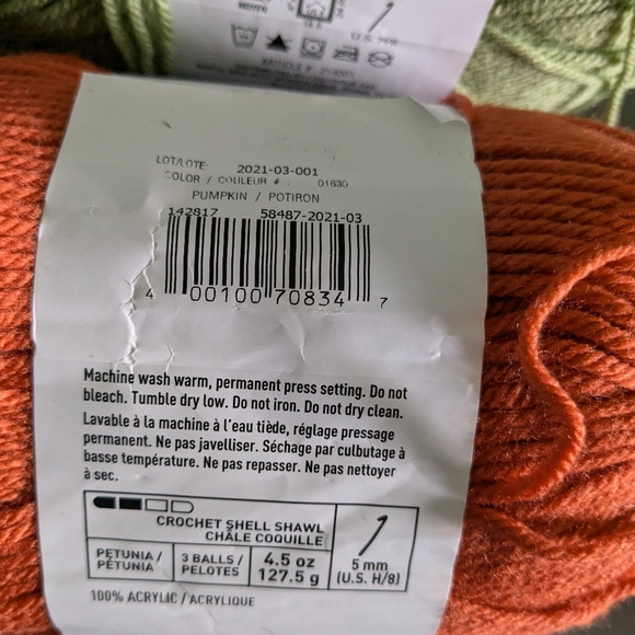 Loops & Threads Impeccable Yarn 4.5 oz - Picture 2 of 4